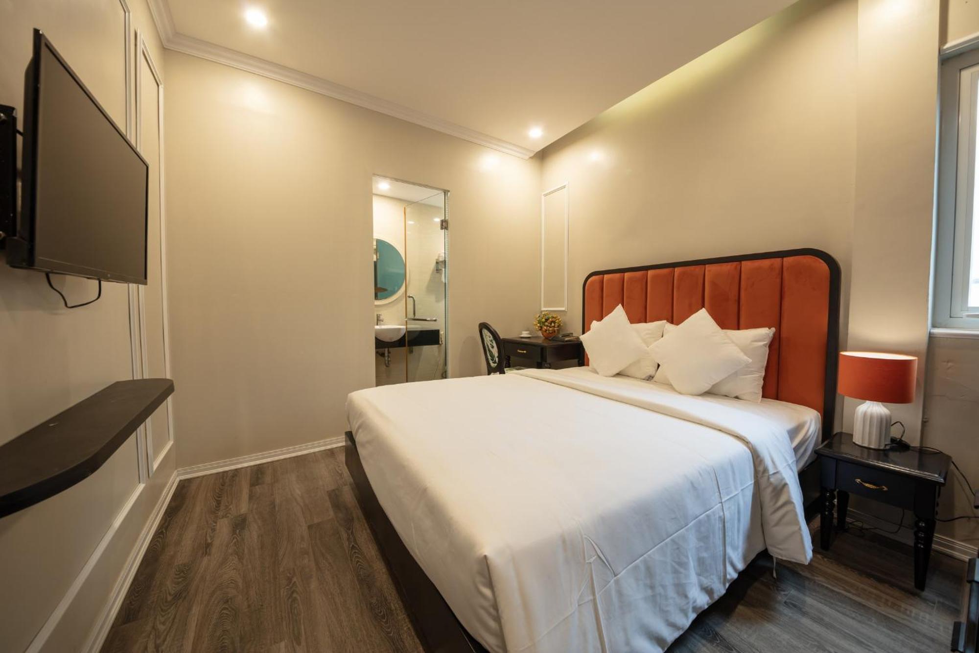 Omina Hanoi Hotel & Travel Екстер'єр фото