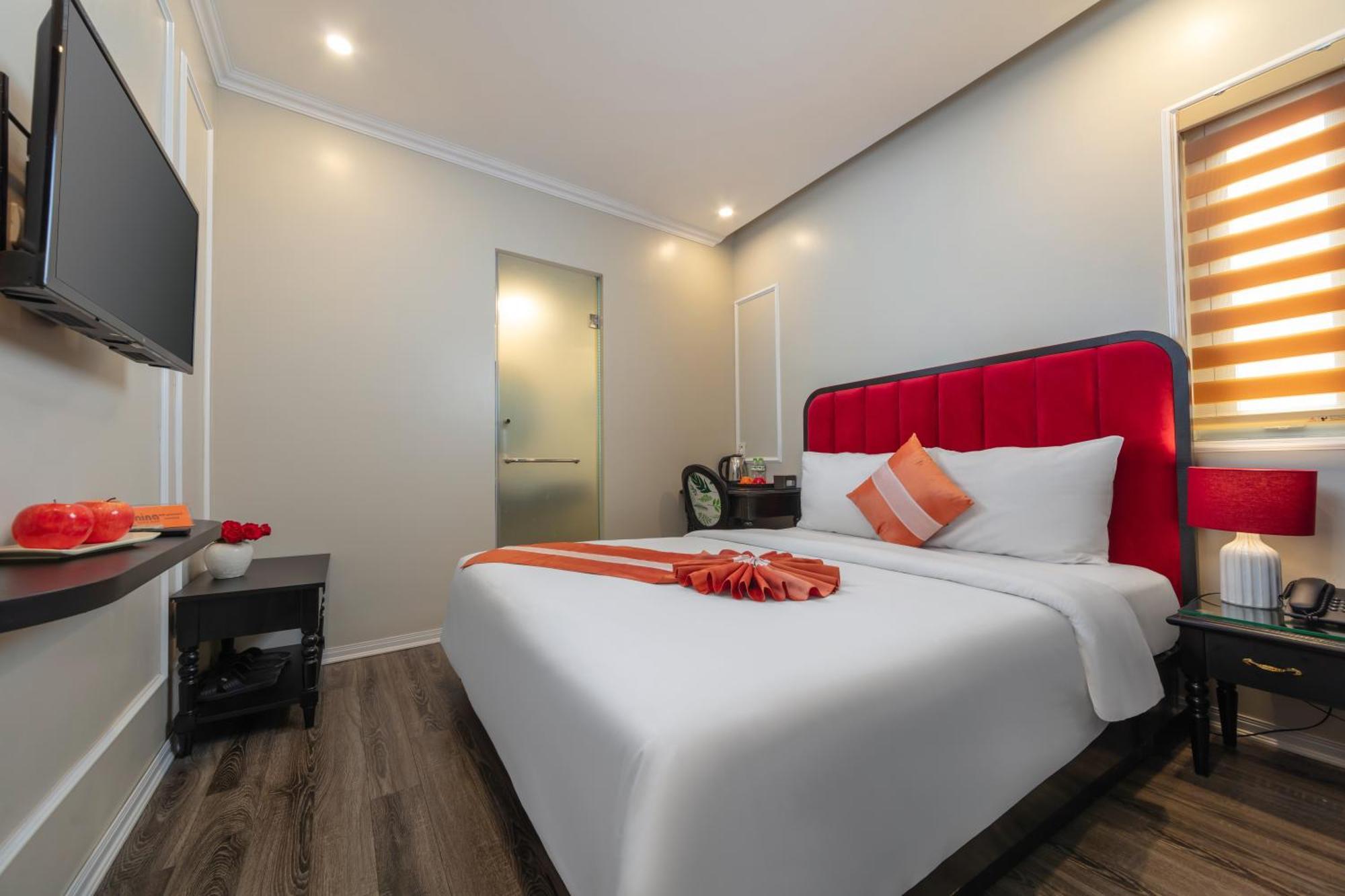Omina Hanoi Hotel & Travel Екстер'єр фото