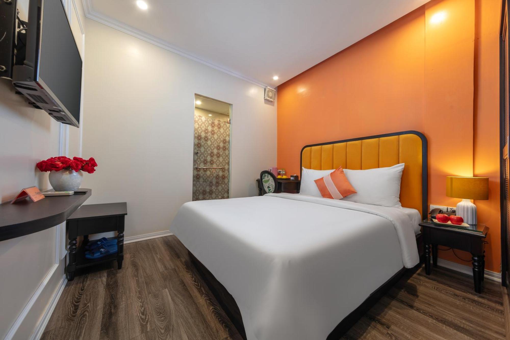 Omina Hanoi Hotel & Travel Екстер'єр фото